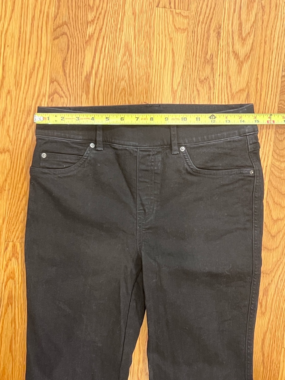 Spanx Flare Jeans Clean Black Pull On Stretch 20326Q Size Medium - Picture 9 of 9